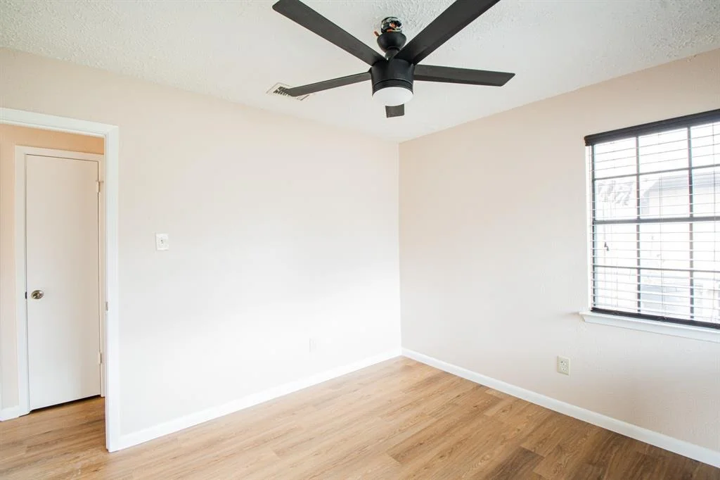 Photo of 9407 Denbridge Drive