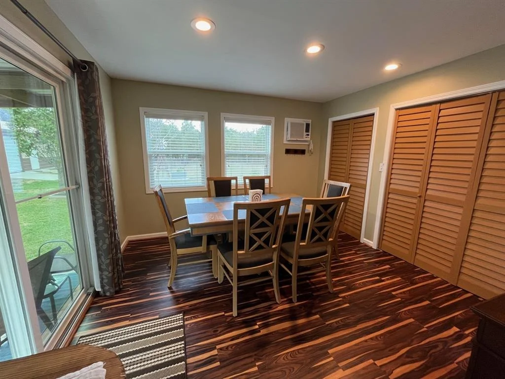 Photo of 302 Oak Hill Drive
