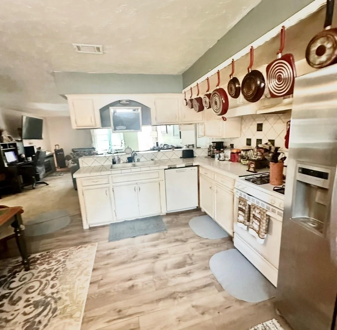 Photo of 705 Phyllis Court