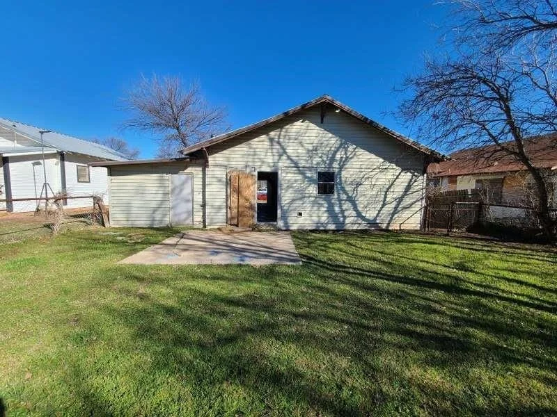 Photo of 306 E Ida Avenue