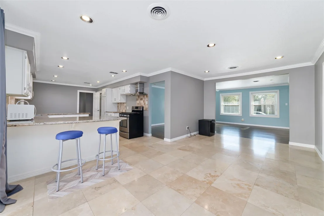 Photo of 11410 Endicott Lane