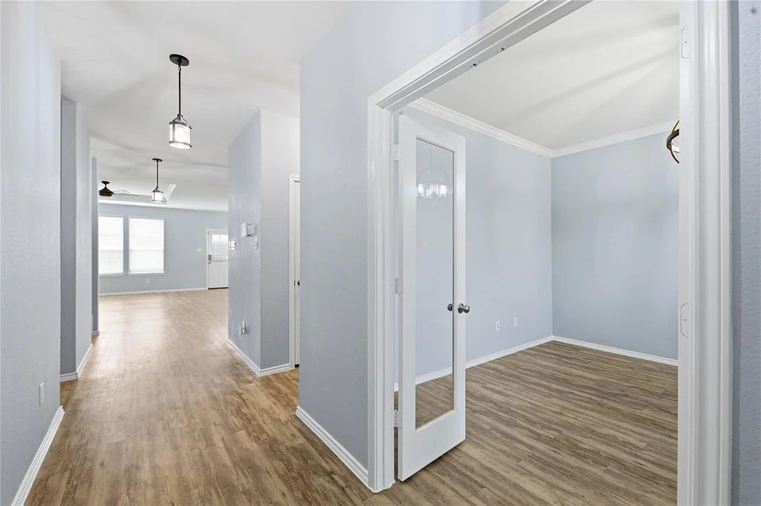 Photo of 30253 Creekside Drive