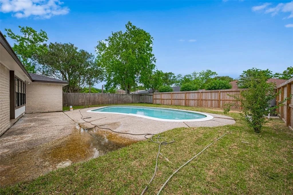 Photo of 839 Voyager Drive