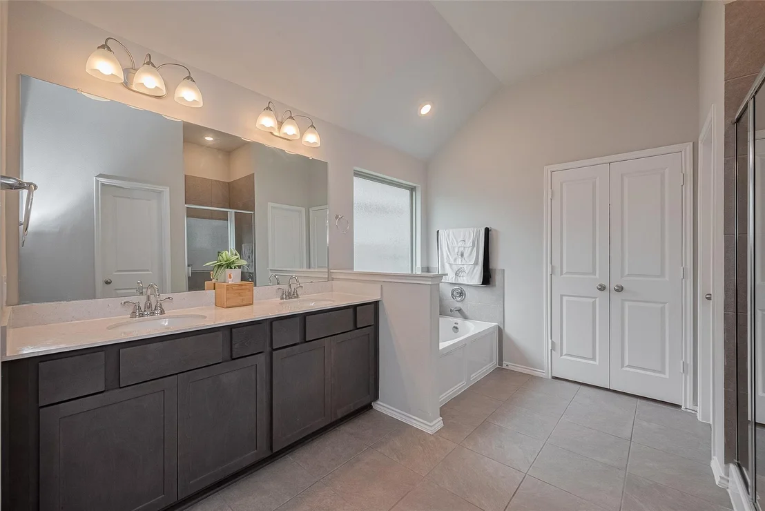 Photo of 25446 Fossa Drive