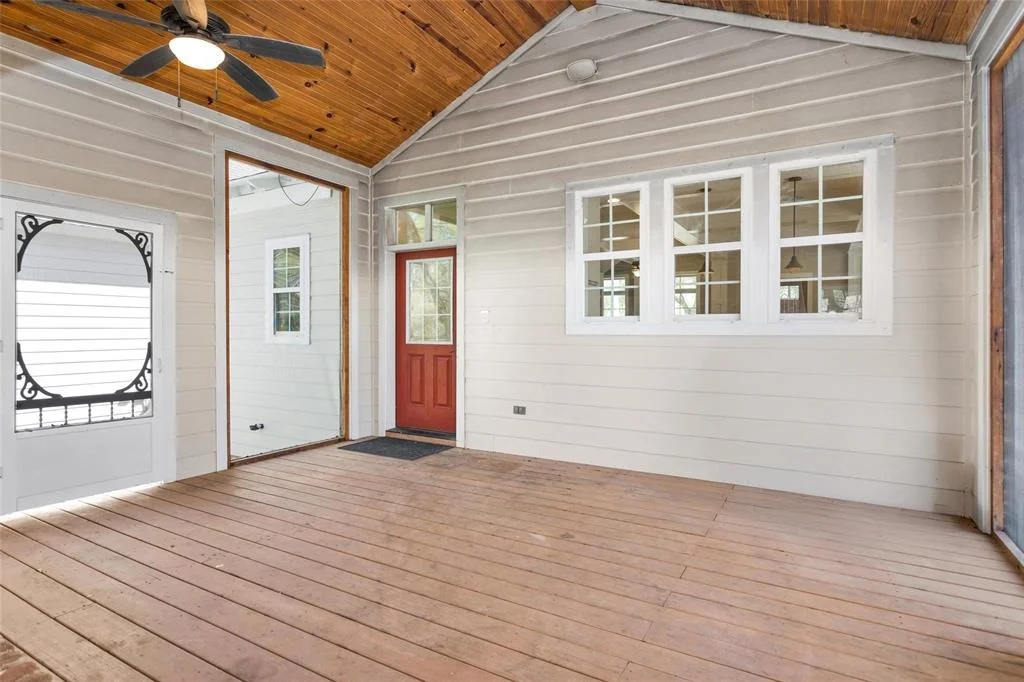 Photo of 20802 Pecan Bend Road