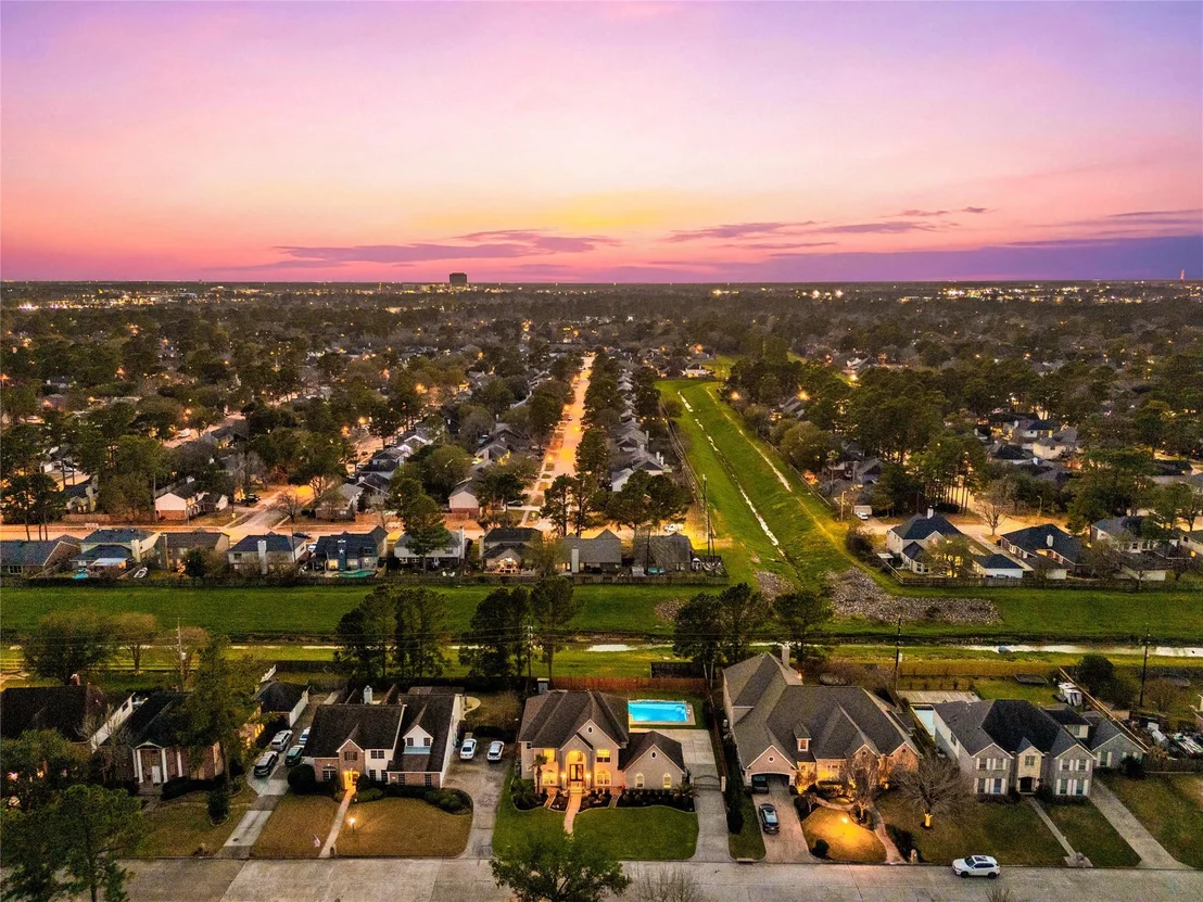 Photo of 17621 Shadow Valley Drive