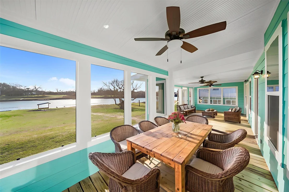 Photo of 414 County Road 243