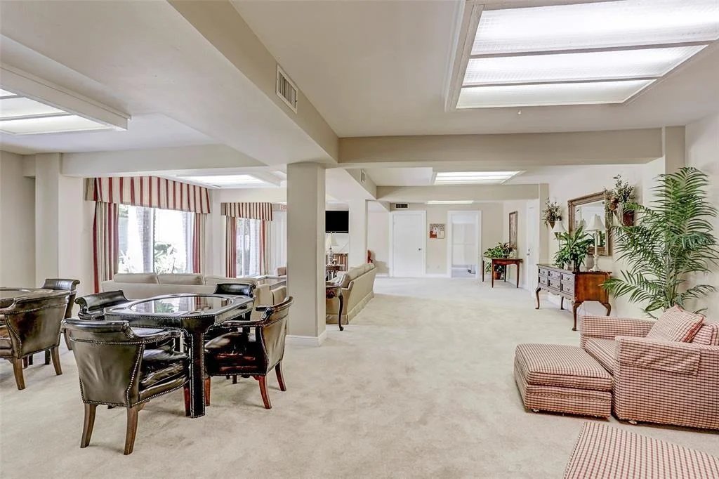 Photo of Unit 29 at 7575 Katy Freeway