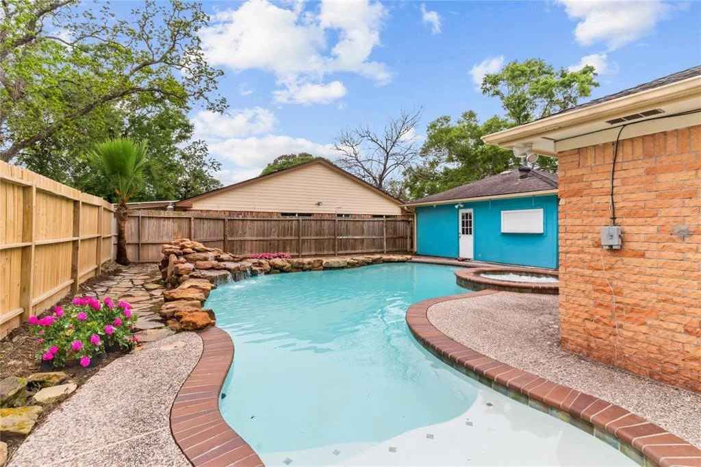 Photo of 2209 Hialeah Drive