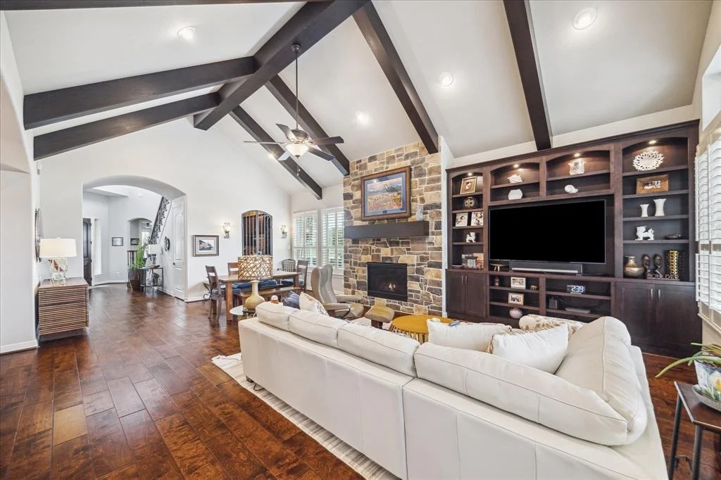 Photo of 70 Silent Circle Drive