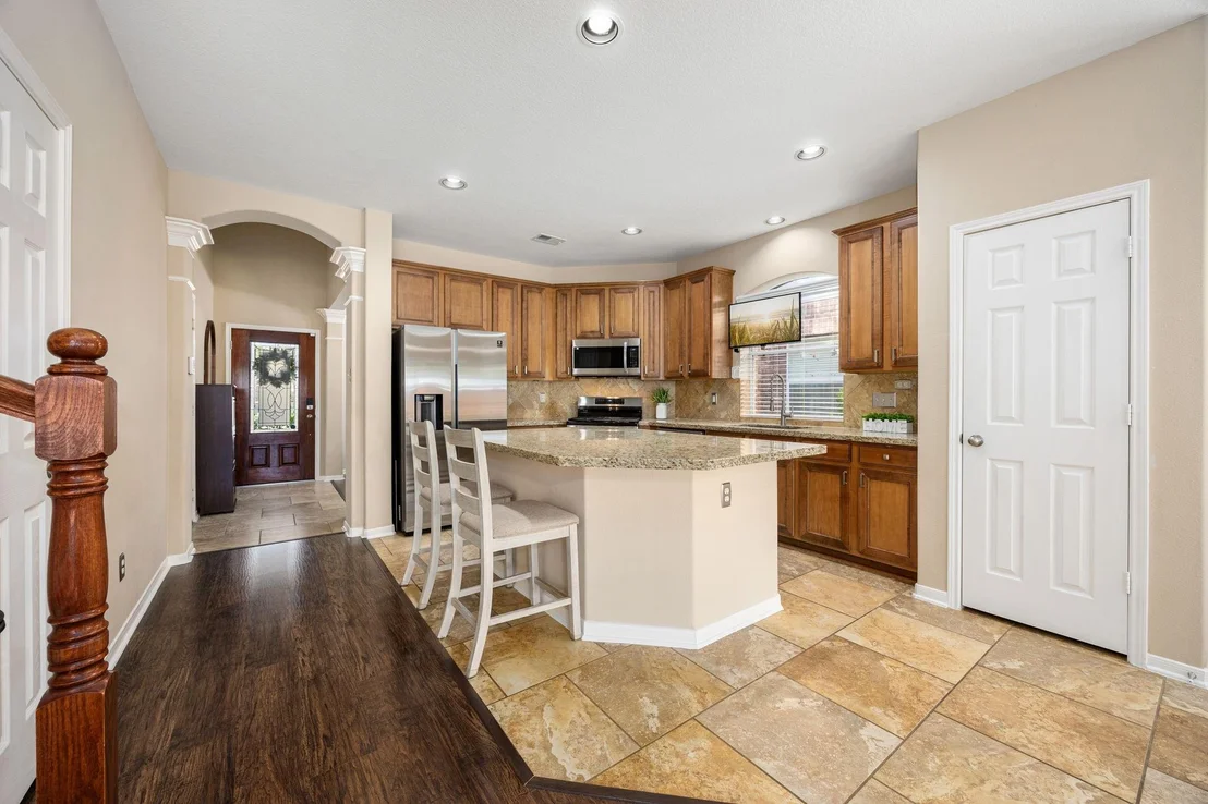 Photo of 6315 Linfield Bluff Lane