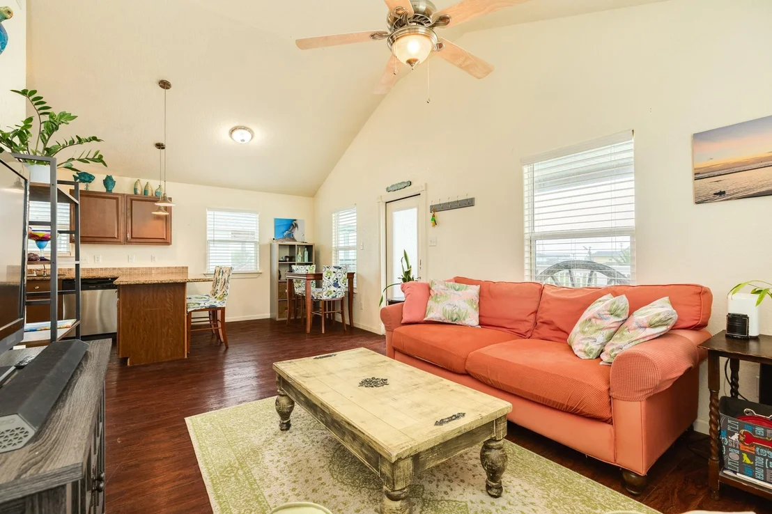 Photo of 433 Seabean Street