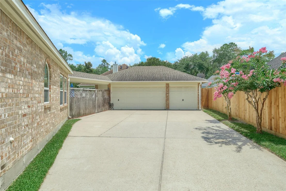 Photo of 2034 Nature Park Lane