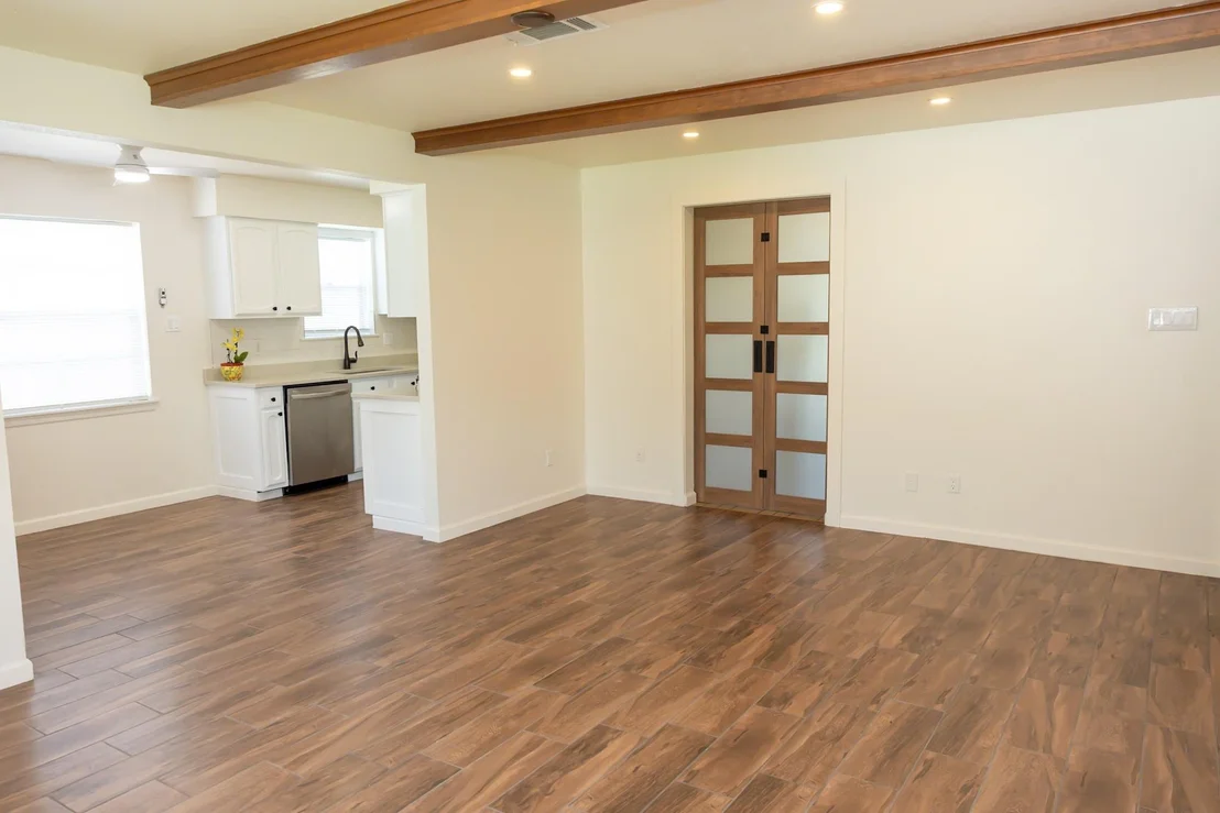 Photo of 9011 Grape Street