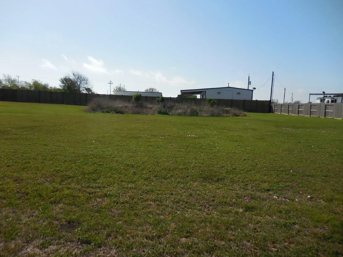 Photo of 978 Cr 251 Street