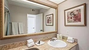 Photo of Unit 437D at 5220 Seawall Boulevard
