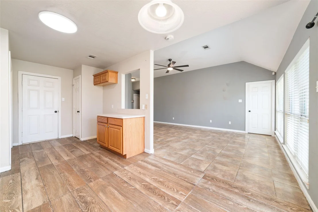 Photo of 1014 Oak Glen Drive