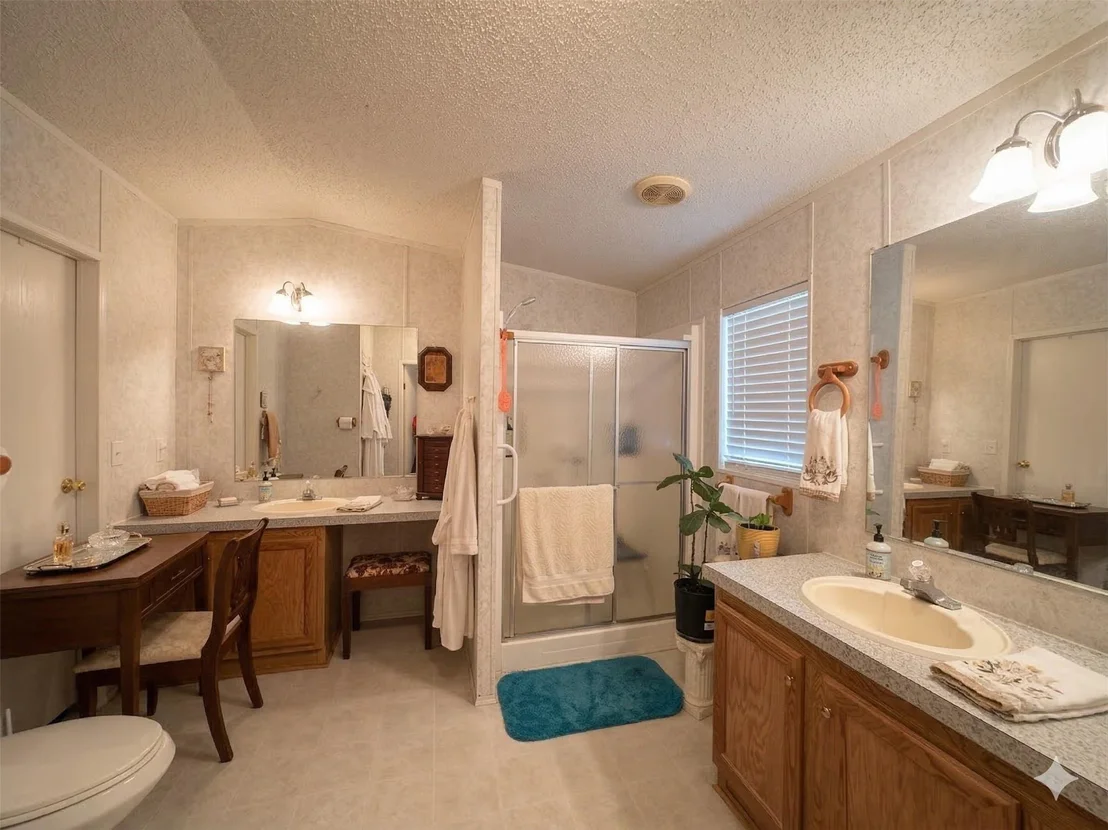 Photo of 944 Whispering Pine Lane