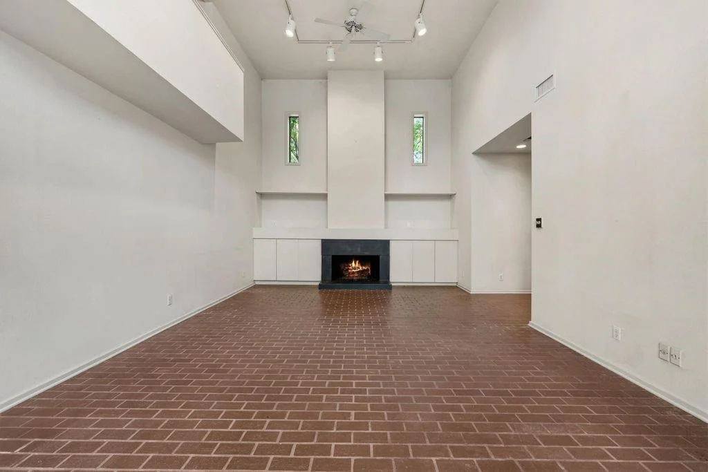 Photo of 2219 Dickey Place