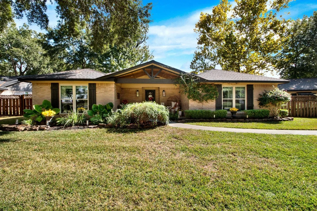 Photo of 1219 Coe Road