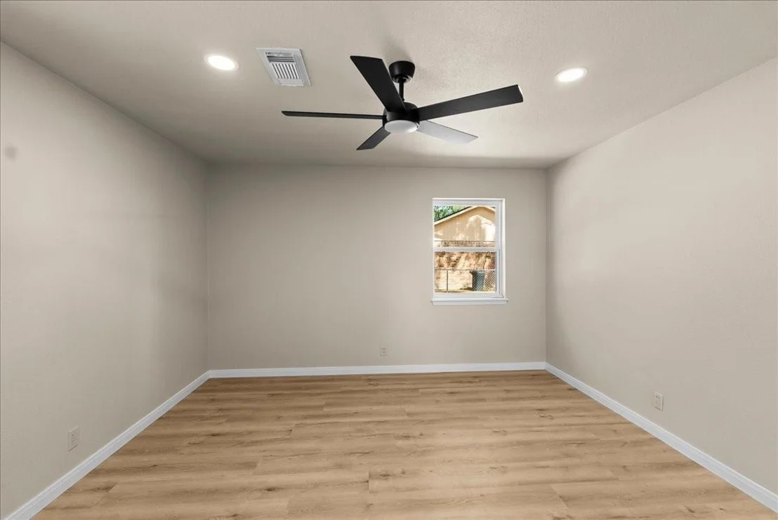 Photo of 5142 Mockingbird Lane