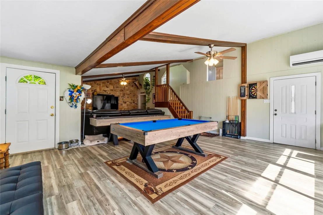 Photo of 146 Creekside Drive