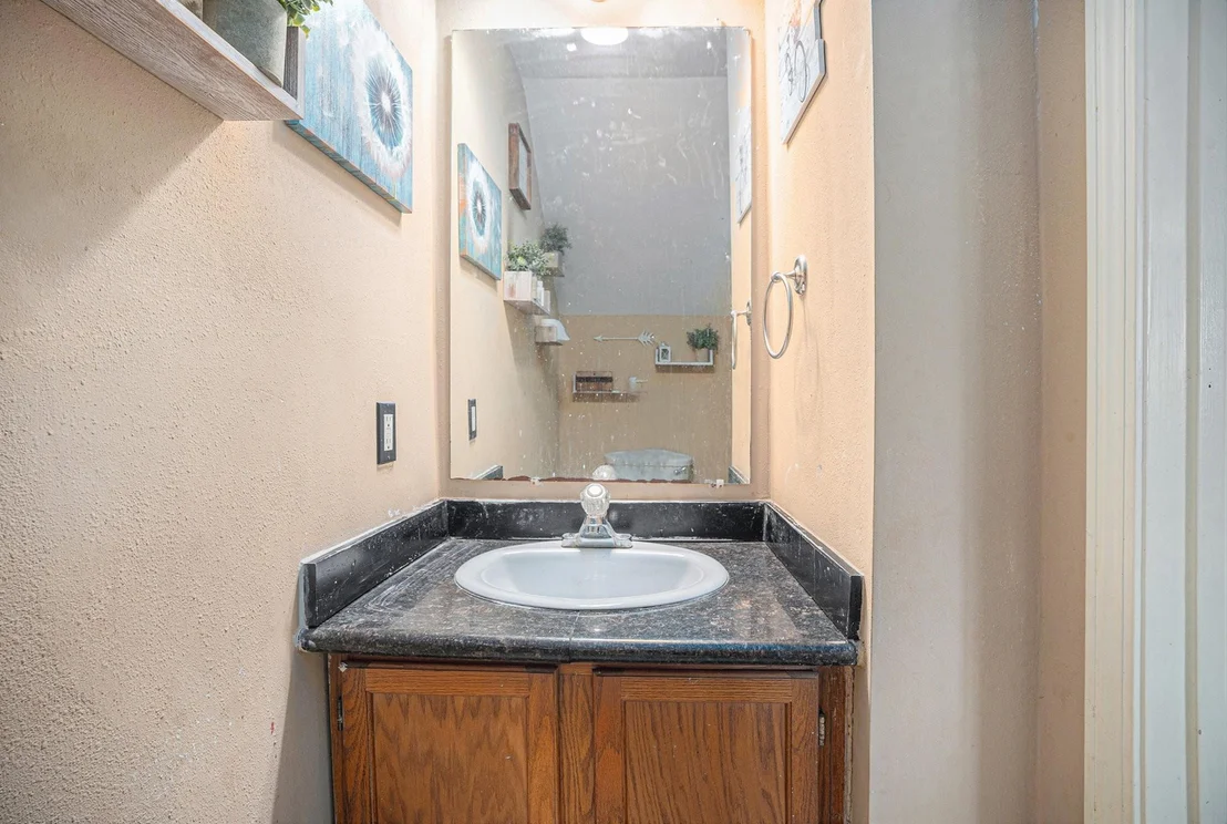 Photo of 2512 Sawyer Drive