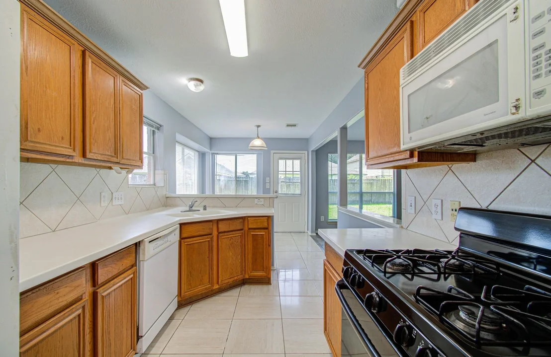 Photo of 13915 Fort Nelson Drive
