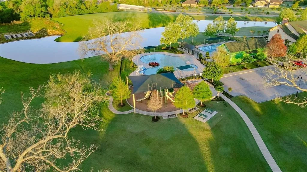 Photo of 5011 Bent Tree Drive