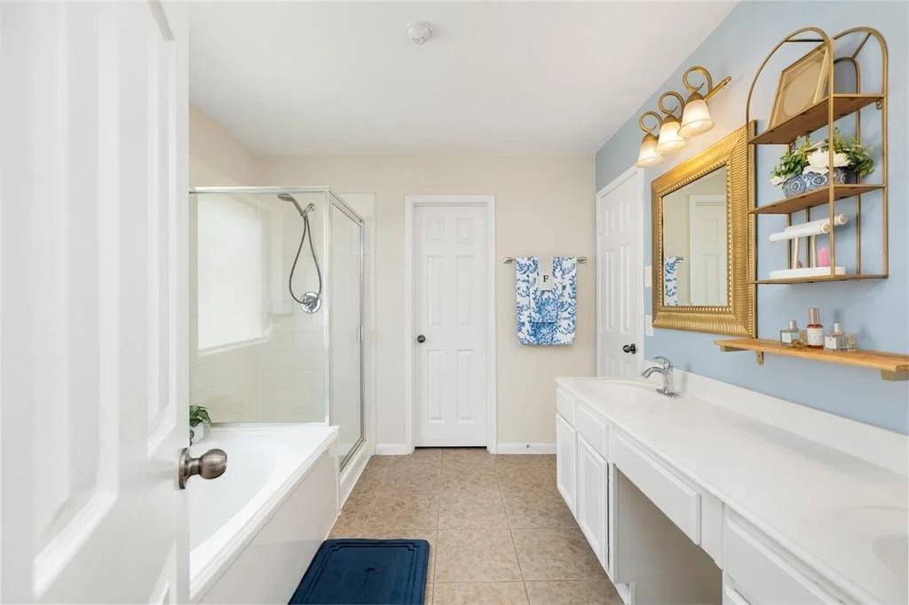 Photo of 6815 Autumn Rain Lane