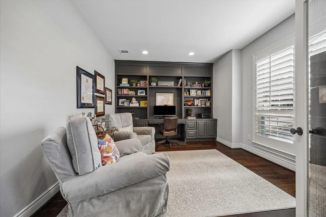 Photo of 1616 Hewitt Drive