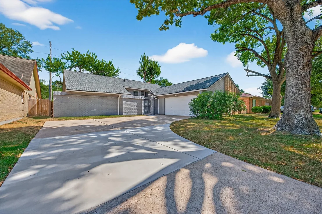 Photo of 5054 Pine Cliff Drive