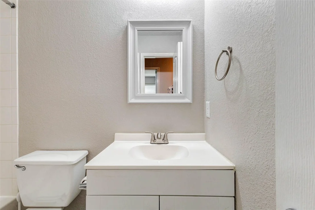 Photo of 15214 Thistle Rock Lane