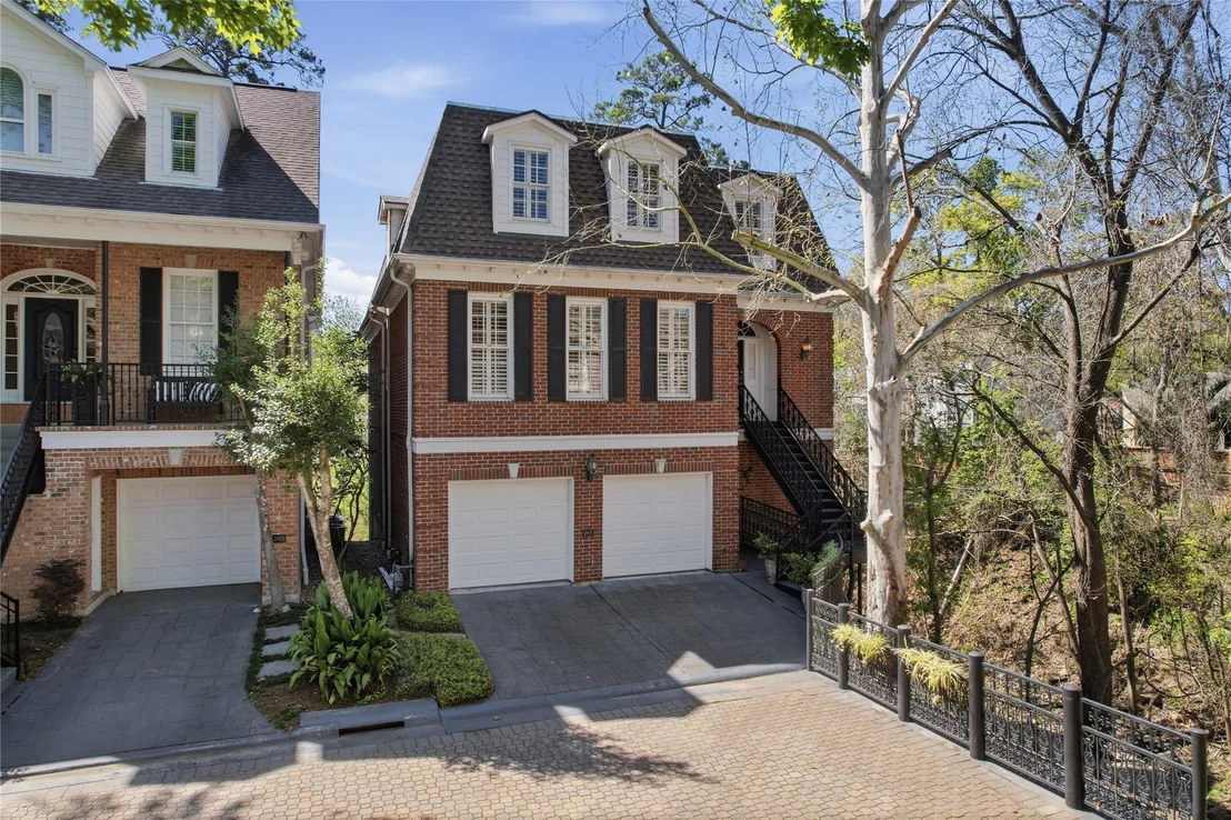 Photo of 285 Sugarberry Circle