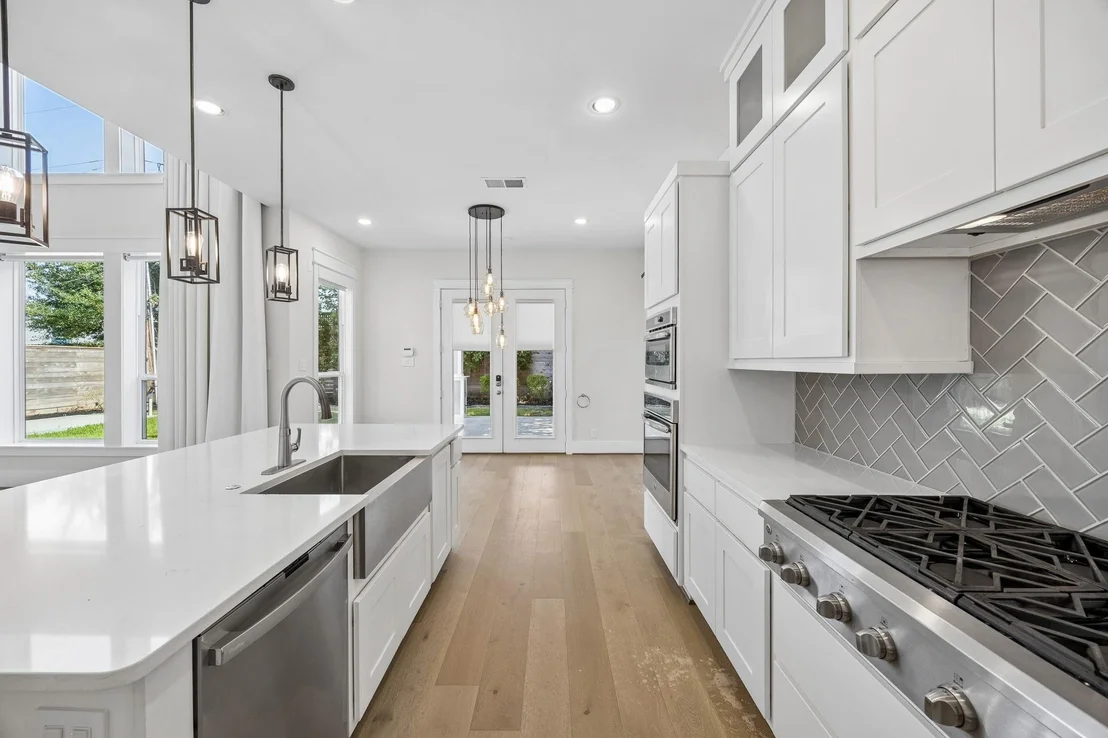 Photo of 8558 Ridgepoint Drive