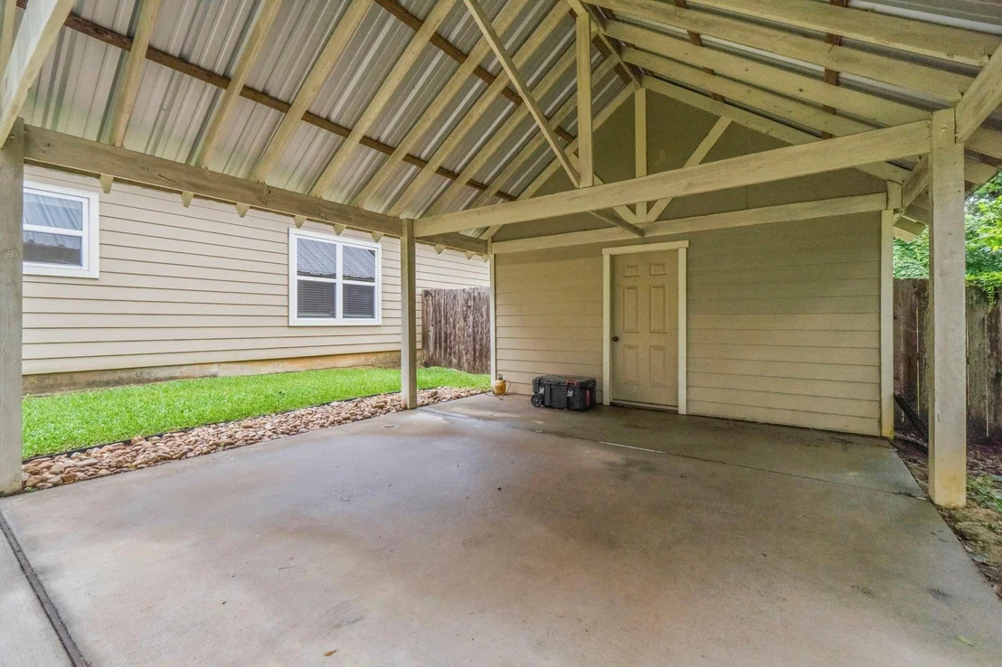Photo of 418 Commanche Road