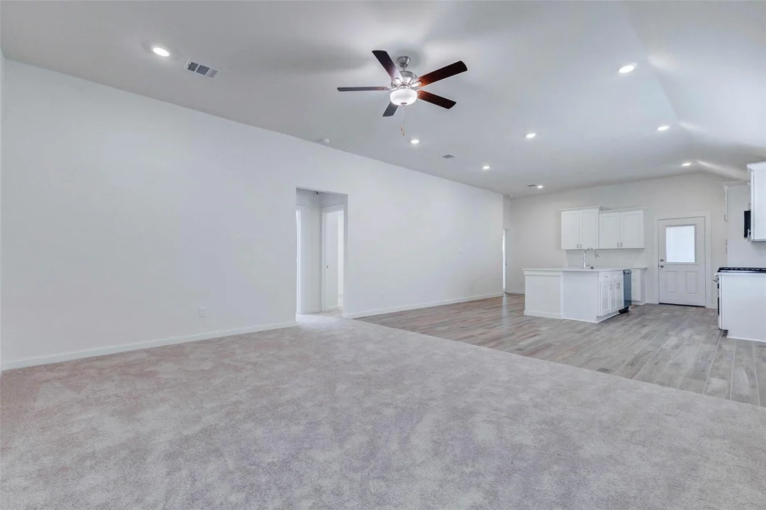 Photo of 6467 Escondido Drive