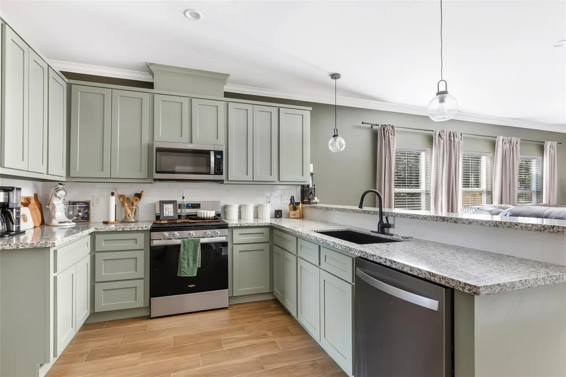 Photo of 2201 Maple Avenue