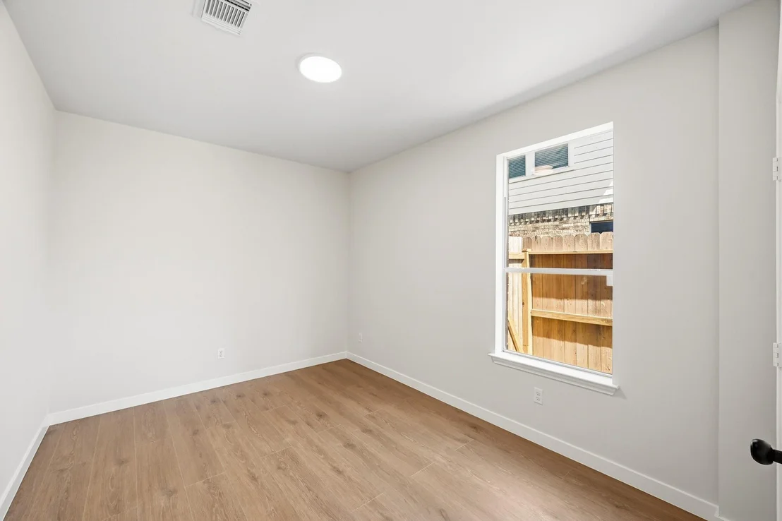 Photo of 16010 Ashvale Drive