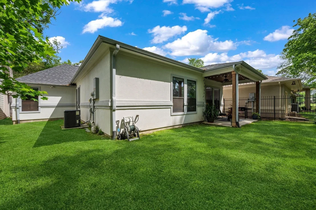 Photo of 13211 Doral Circle