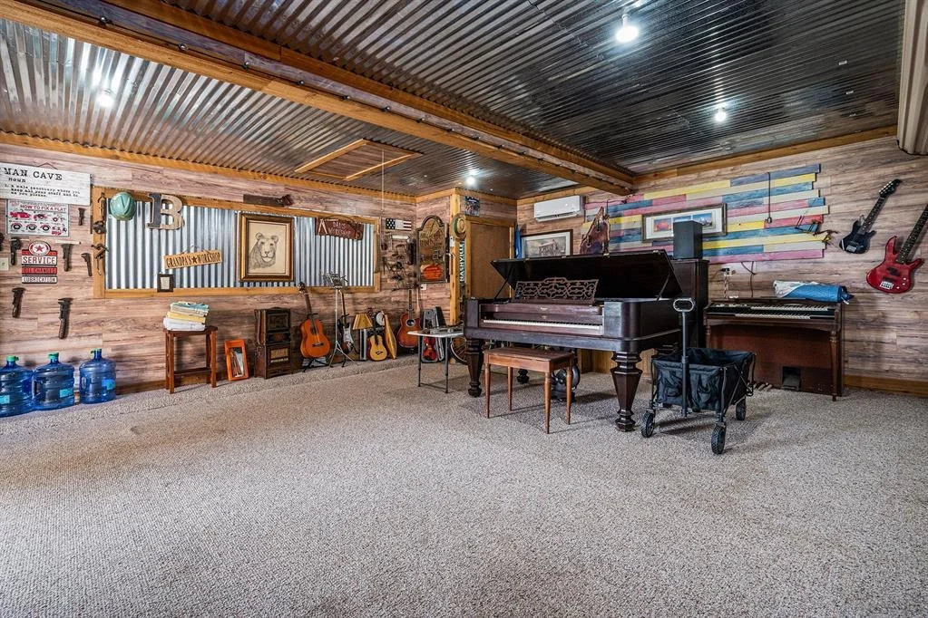 Photo of 4206 Lawrence Road