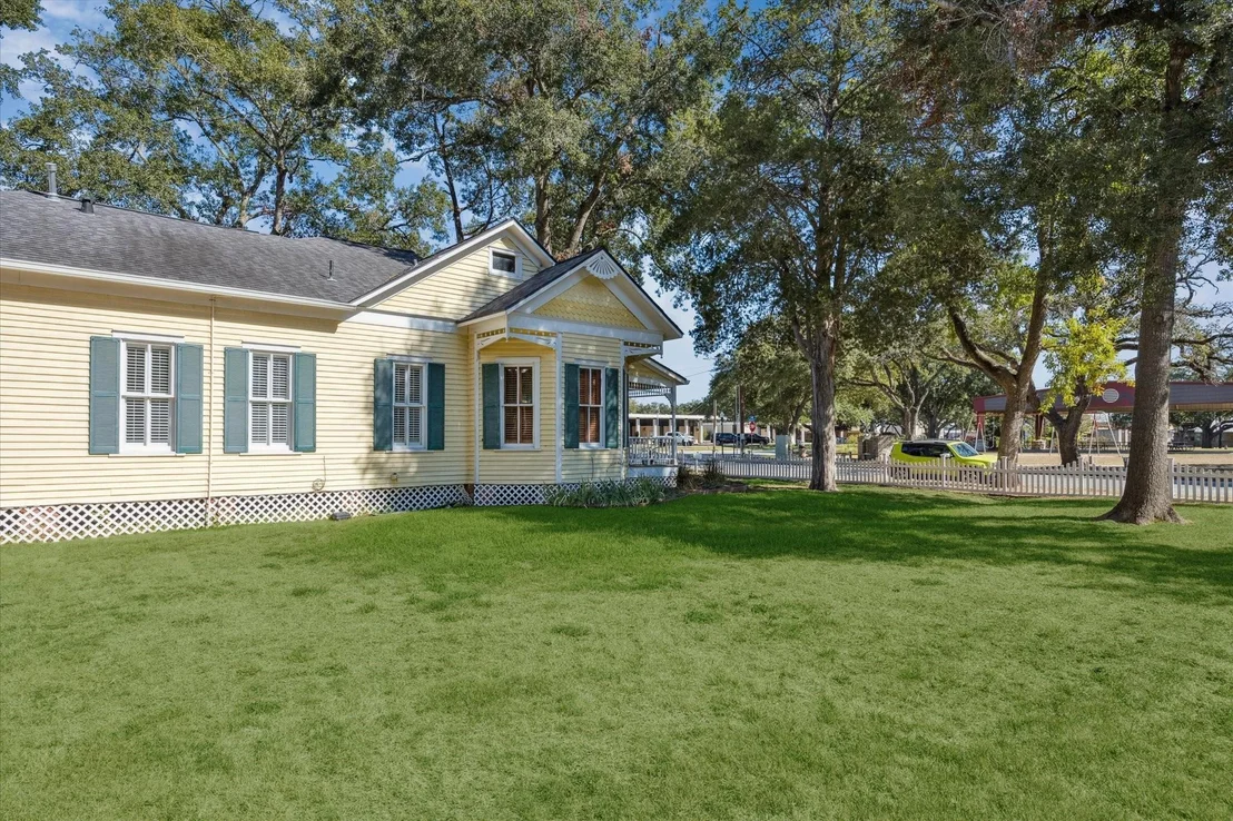 Photo of 305 Hardeman Street