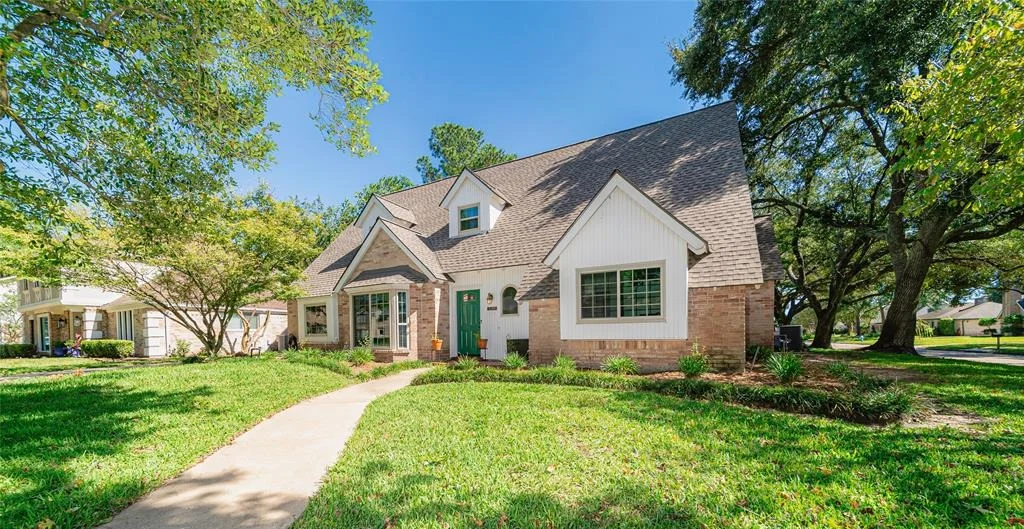 Photo of 1502 Carters Grove Lane