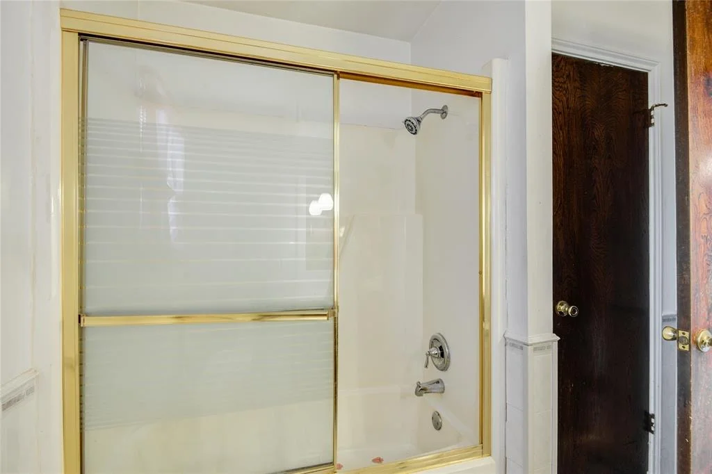 Photo of 223 Silverbell Circle