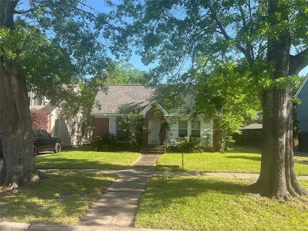 Photo of 2510 Swift Boulevard