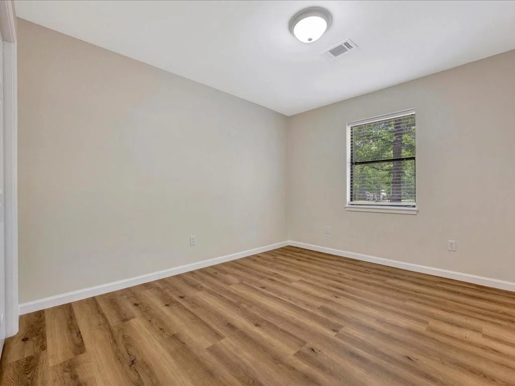Photo of 900 Edgewood Circle