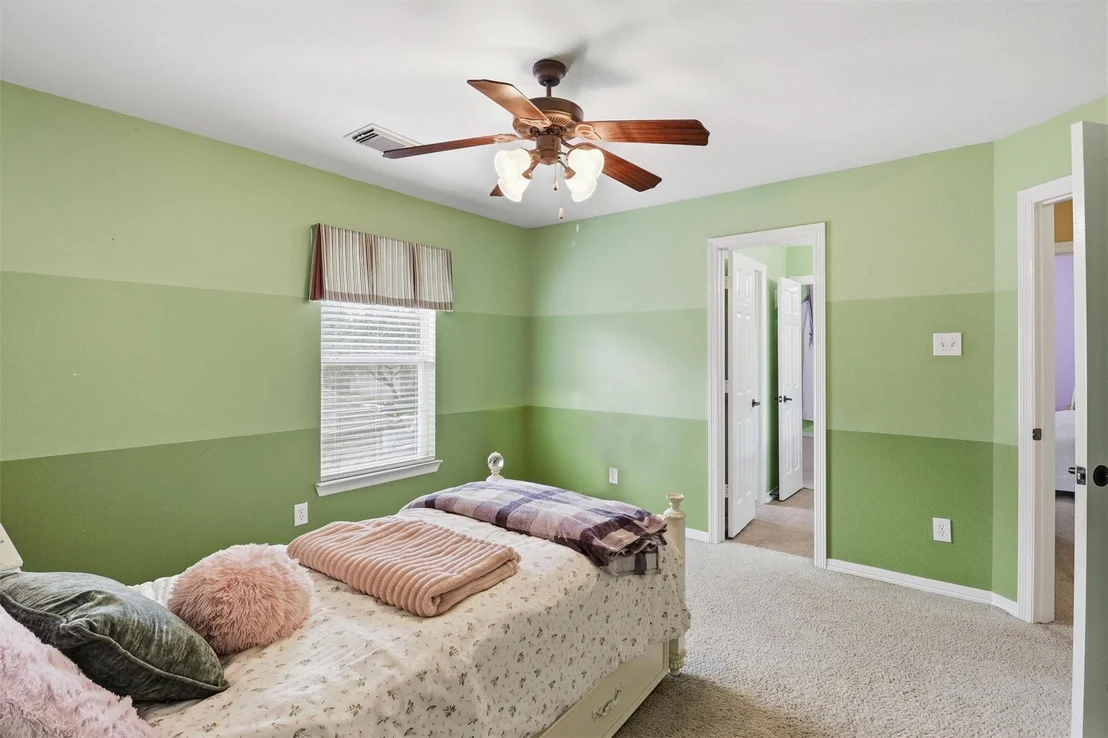 Photo of 20318 Pebble Hollow