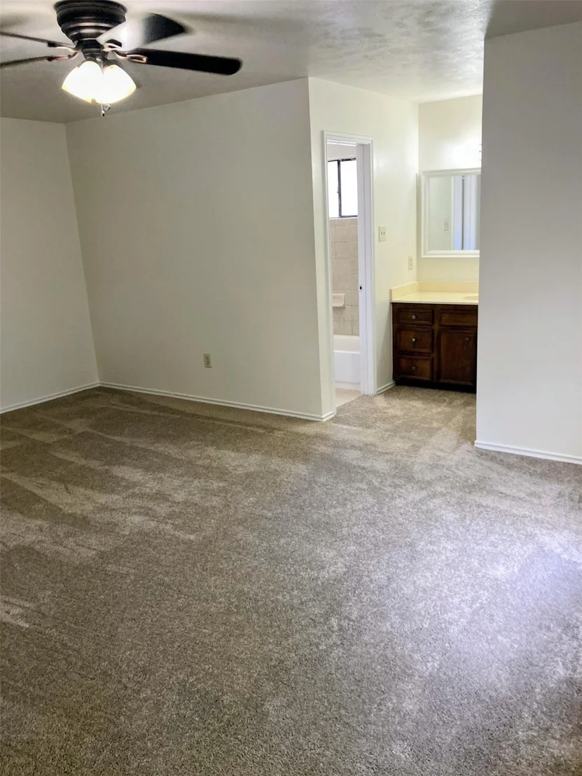 Photo of 26 Summer Crest Circle