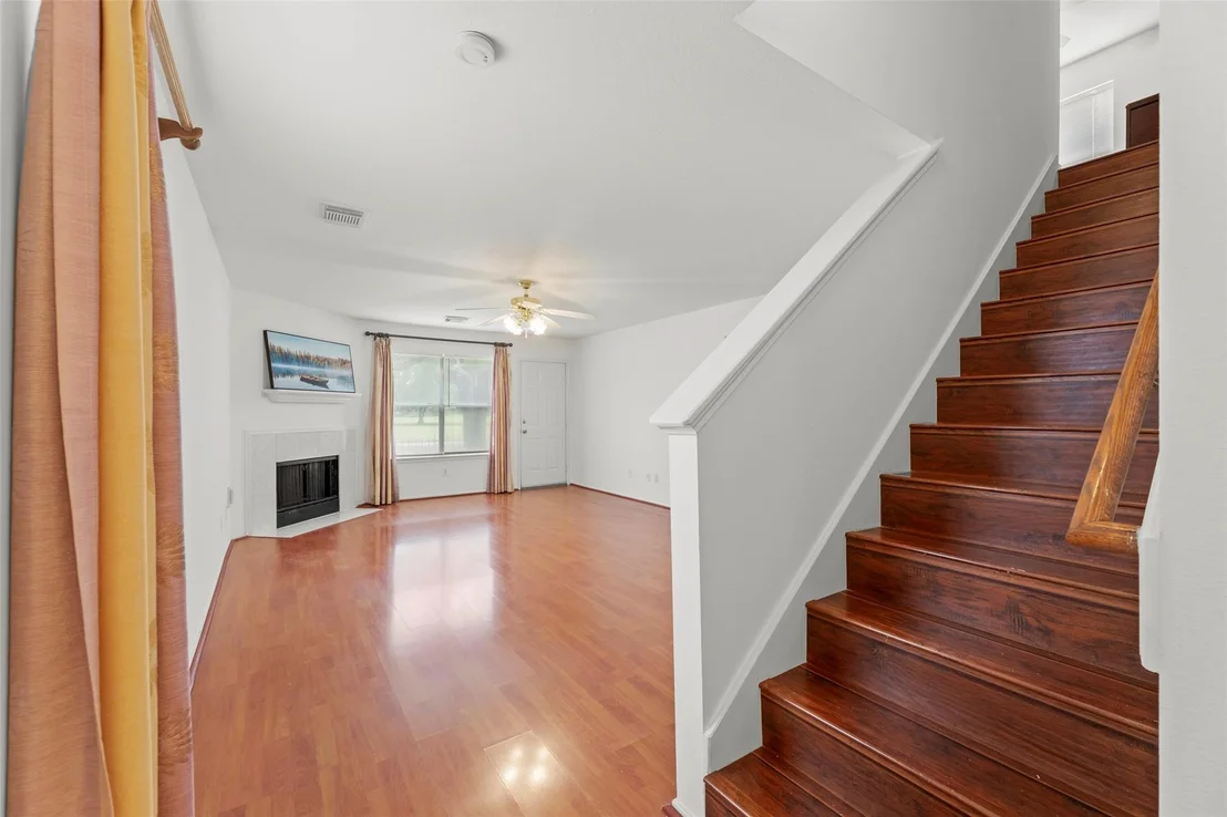 Photo of 8252 Golf Green Circle