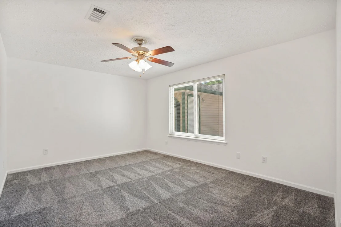 Photo of 9731 Shell Rock Road